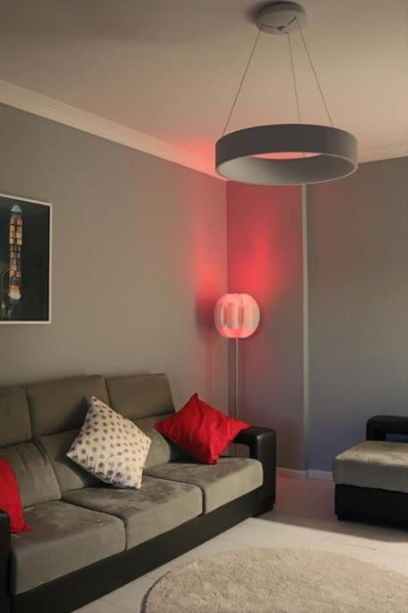 Сomfortable Apartments And Free Garage Parking Porto Exterior photo